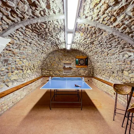 Abrahome Elegant Hideaway Apartment Badacsonytomaj