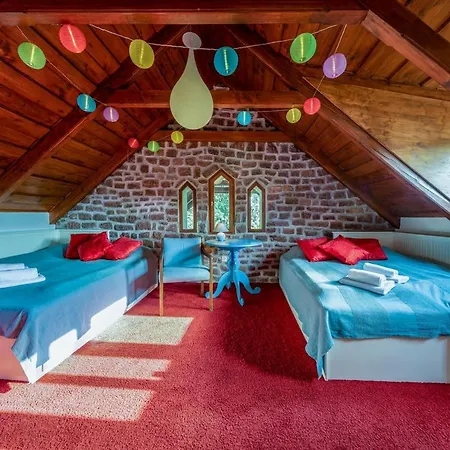 Apartment Abrahome Elegant Hideaway Badacsonytomaj