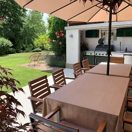 Apartment Abrahome Elegant Hideaway Badacsonytomaj